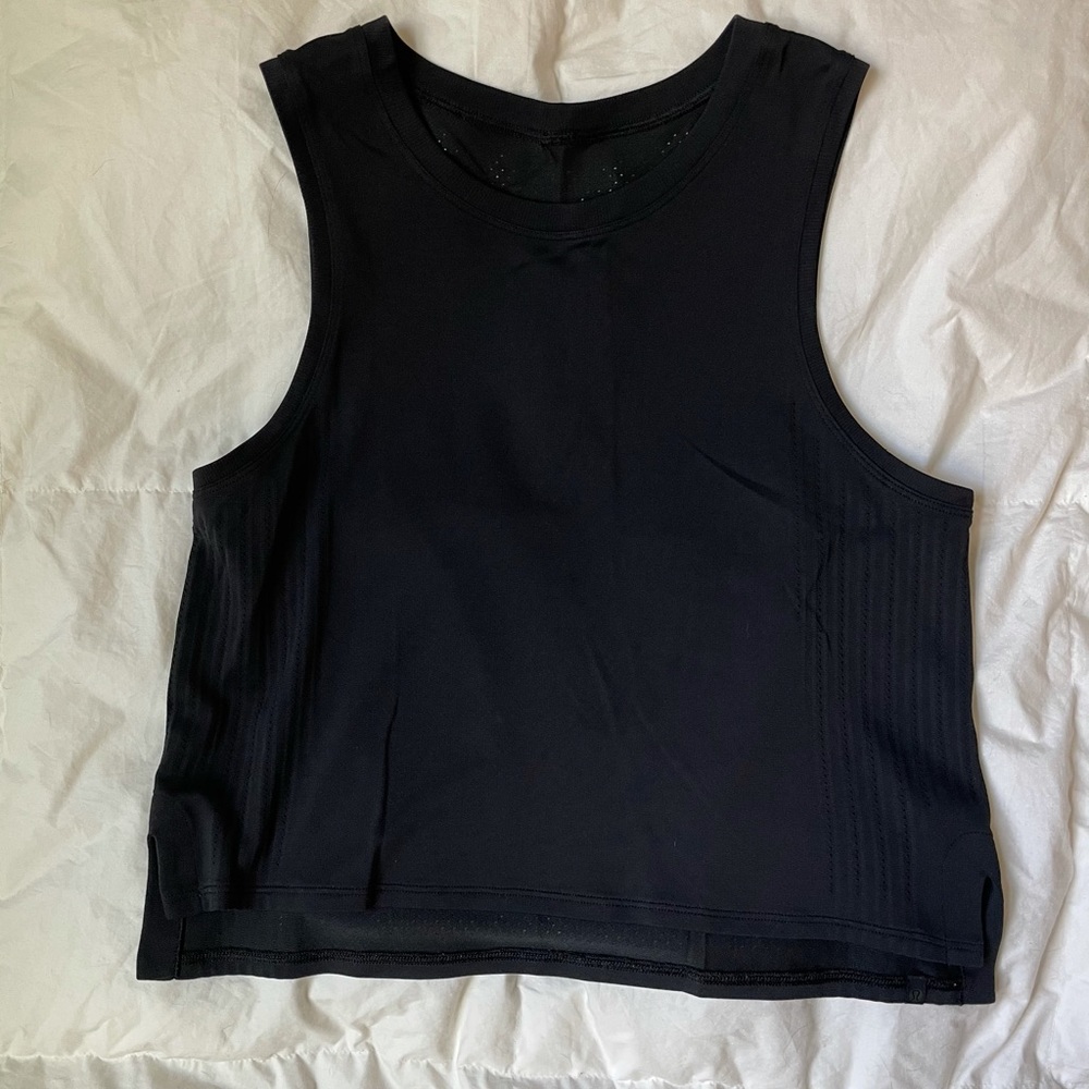 Lululemon Active Crop Tank